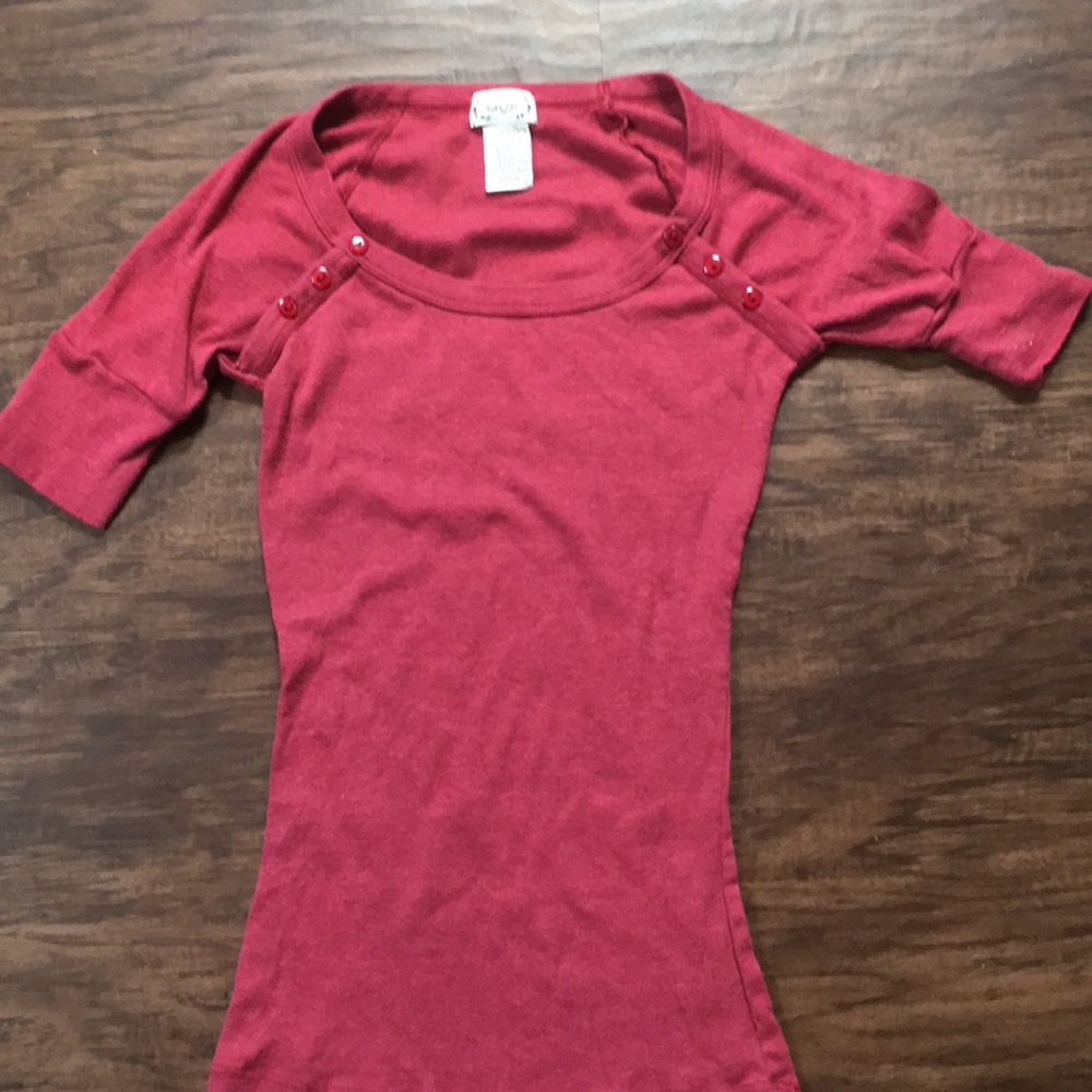 Great red layering T-shirt